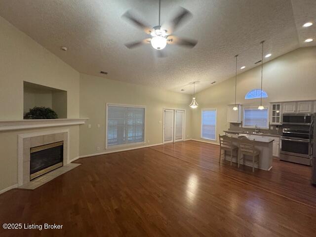 10410 Dove Chase Cir, Louisville, KY 40299 - photo 4