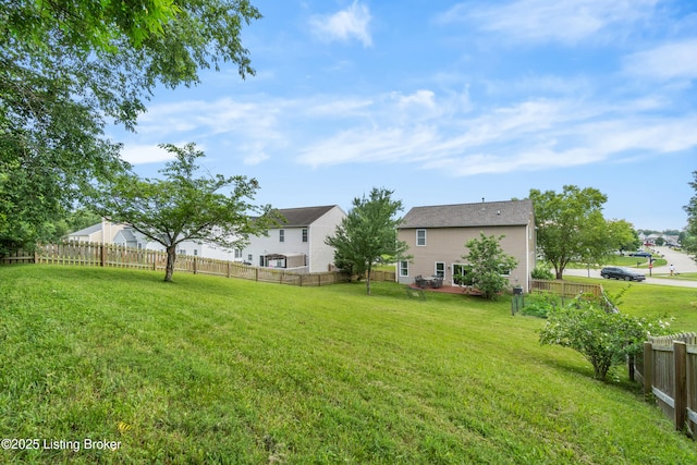 10008 Hornbeam Blvd, Louisville, KY 40228 - view of yard