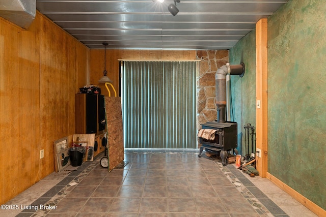 4333 Wax Rd, Clarkson, KY 42726 - living area featuring a wood stove