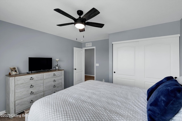 124 Shadow Rock Ct, Shepherdsville, KY 40165 - bedroom with a closet and a ceiling fan
