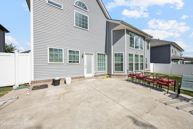 14433 Halden Ridge Way, Louisville, KY 40245 - rear view of property with a patio