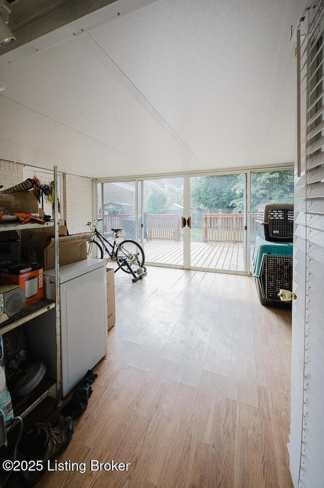 6812 Holly Lake Dr, Louisville, KY 40291 - view of sunroom / solarium
