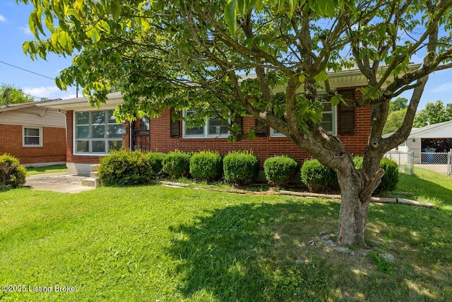 3407 Twin Oak Ln, Louisville, KY 40219 - photo 3