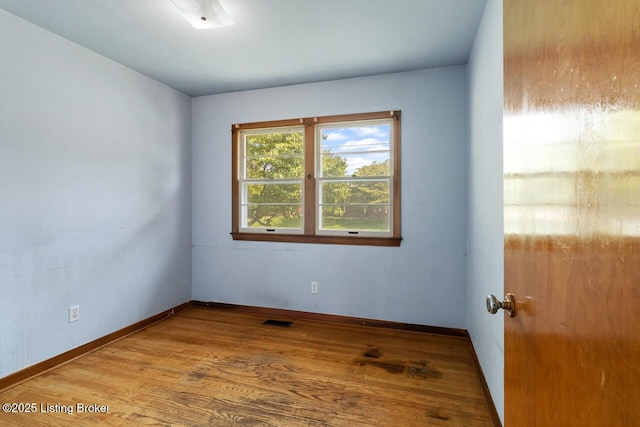 3407 Twin Oak Ln, Louisville, KY 40219 - photo 25