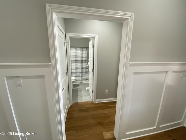 7508 Pavilion Park Rd, Louisville, KY 40214 - corridor with wood finished floors