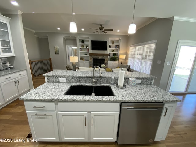 7508 Pavilion Park Rd, Louisville, KY 40214 - kitchen featuring stainless steel dishwasher, ornamental molding, ceiling fan, open floor plan, and recessed lighting