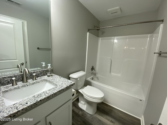 7508 Pavilion Park Rd, Louisville, KY 40214 - bathroom featuring wood finished floors, vanity, and shower / bath combination