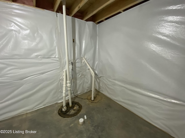 7508 Pavilion Park Rd, Louisville, KY 40214 - view of unfinished below grade area
