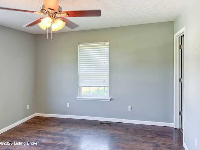 599 Ritchie Dr, Brandenburg, KY 40108 - unfurnished room featuring ceiling fan, wood finished floors, and a textured ceiling