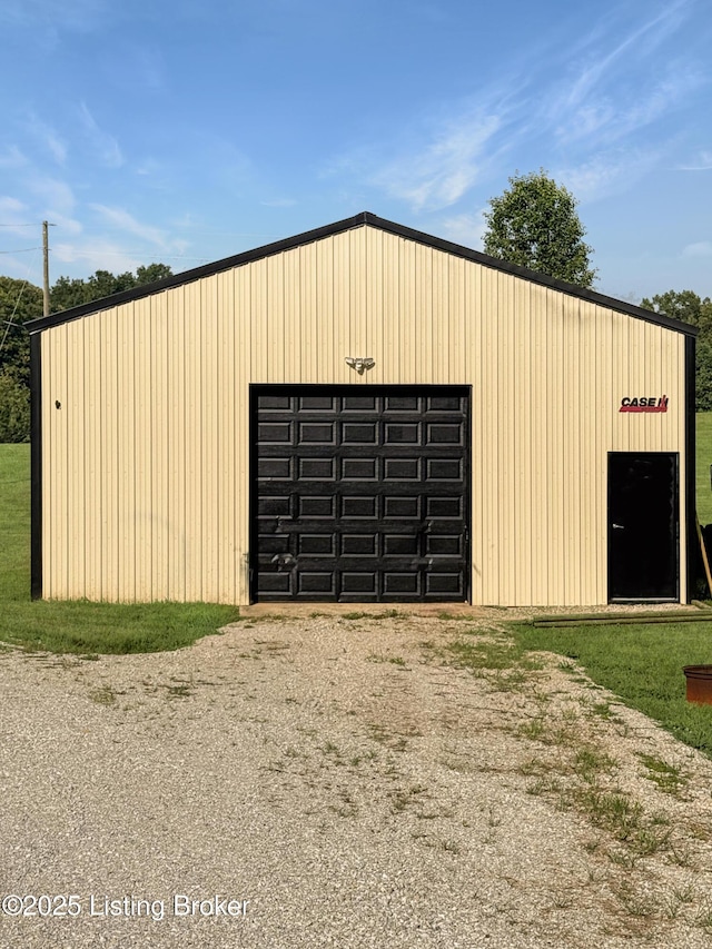 599 Ritchie Dr, Brandenburg, KY 40108 - detached garage with dirt driveway