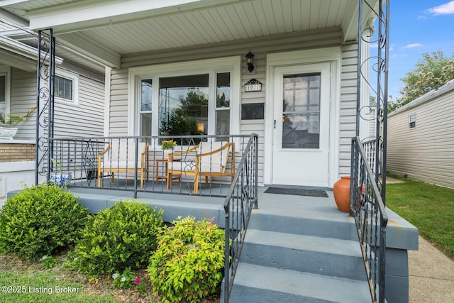 1021 Mulberry St, Louisville, KY 40217 - property entrance featuring a porch