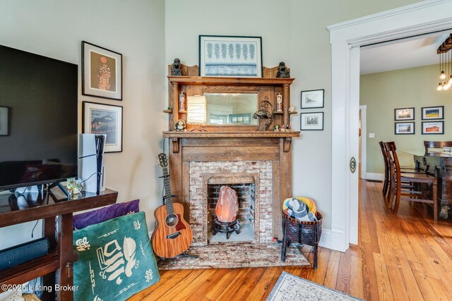 1021 Mulberry St, Louisville, KY 40217 - living area featuring wood finished floors