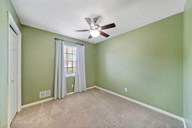 10304 Charleswood Rd, Louisville, KY 40229 - photo 22