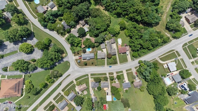 10304 Charleswood Rd, Louisville, KY 40229 - photo 44
