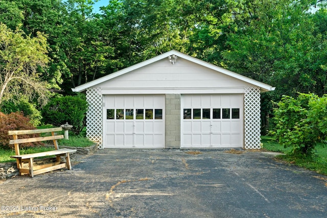 11801 Wetherby Ave, Louisville, KY 40243 - photo 2