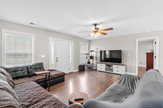 112 Shallow Springs Ct, Bardstown, KY 40004 - living area with wood finished floors and a ceiling fan