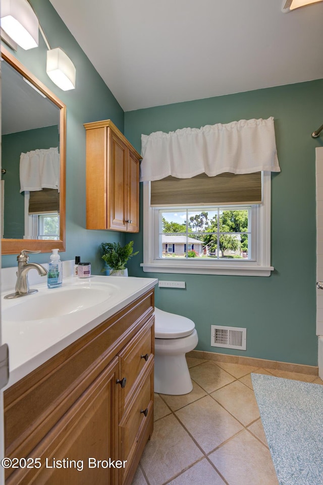 9602 Willowwood Way, Louisville, KY 40299 - full bath featuring vanity, tile patterned flooring, and a shower with shower curtain