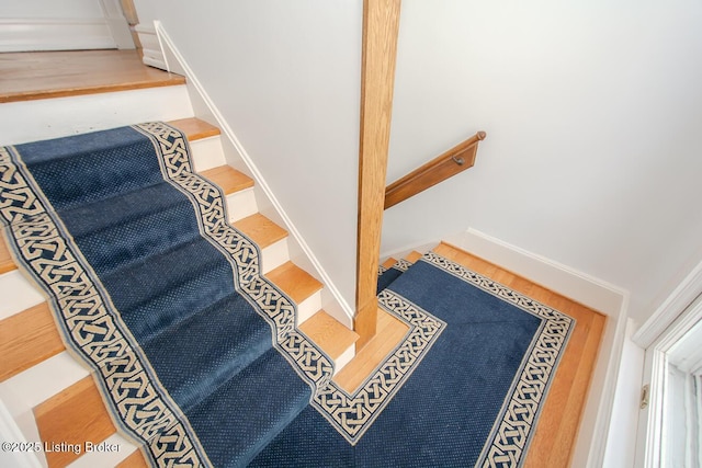 1211 Everett Ave, Louisville, KY 40204 - view of stairway