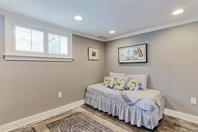 1700 Shady Ln, Louisville, KY 40205 - bedroom featuring recessed lighting and crown molding