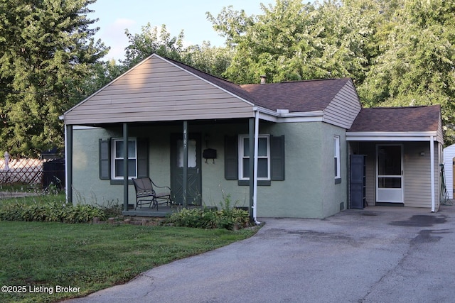 4107 Riedley Ct, Louisville, KY 40216 - photo 1