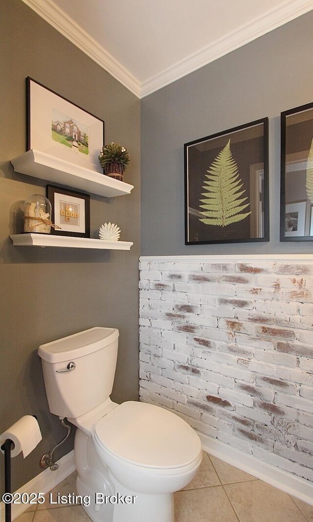 4201 Patterson Park Ct, Louisville, KY 40299 - bathroom featuring tile patterned flooring and crown molding