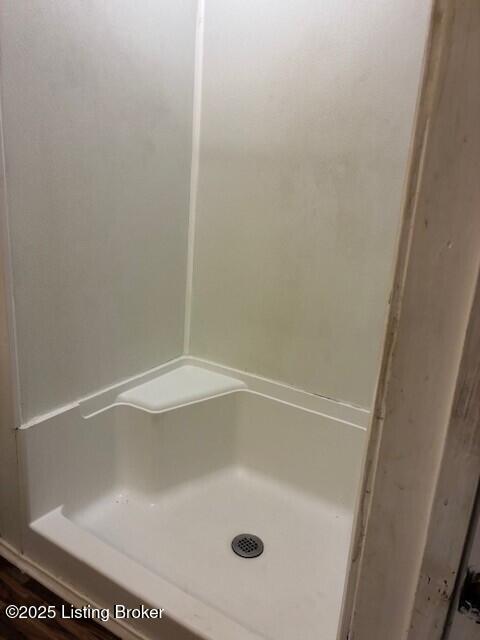 736 Logan St, Louisville, KY 40204 - photo 8