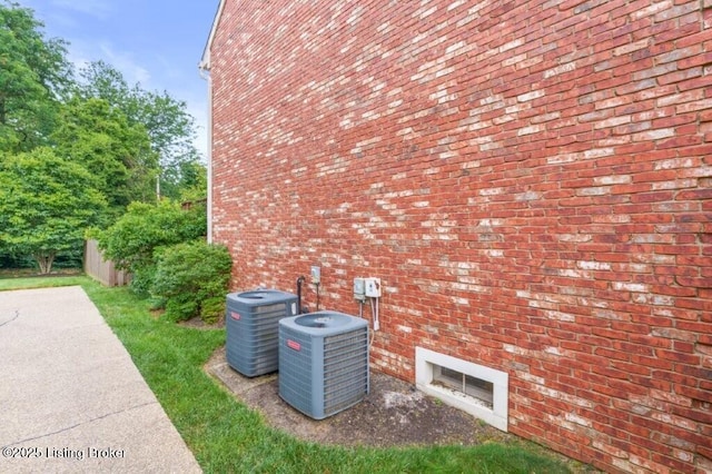 813 Foxgate Rd, Louisville, KY 40223 - photo 58