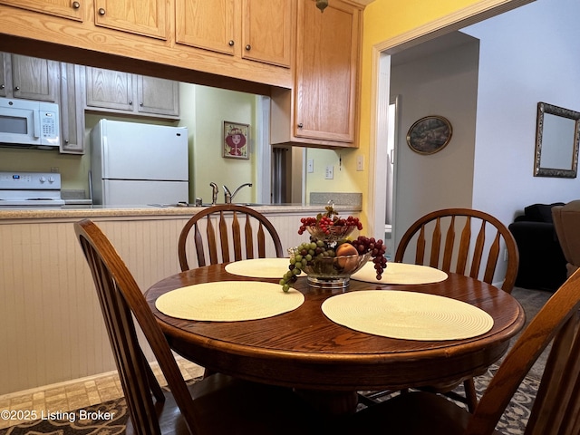 4801 Edge Valley Ln, Louisville, KY 40258 - photo 12