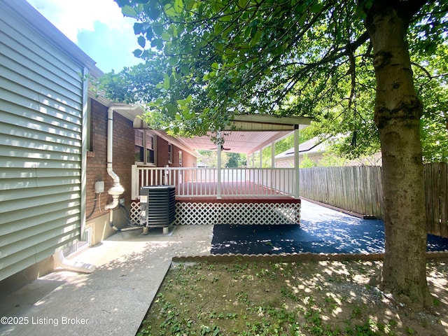 4420 Woodgate Ln, Louisville, KY 40220 - photo 17