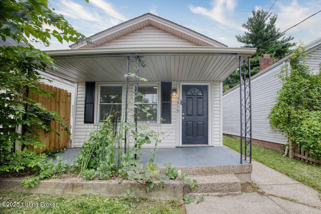 1515 Quarry St, Louisville, KY 40206 - photo 1