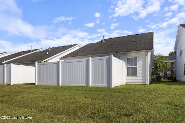 6716 Arbor Creek Dr, Louisville, KY 40228 - rear view of property featuring roof with shingles