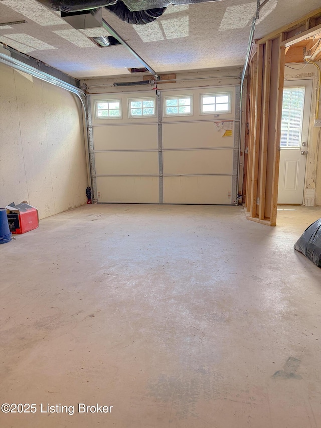 1410 Sycamore Ln, Leitchfield, KY 42754 - view of garage