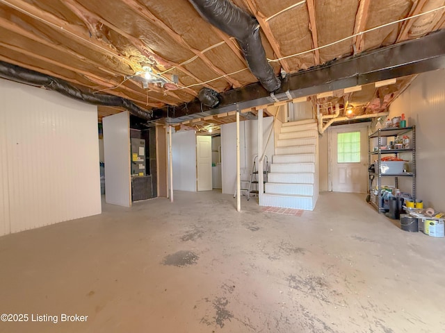 1410 Sycamore Ln, Leitchfield, KY 42754 - below grade area with stairs