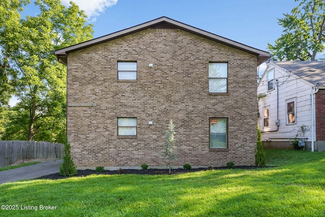 129 E Wellington Ave, Louisville, KY 40214 - photo 1