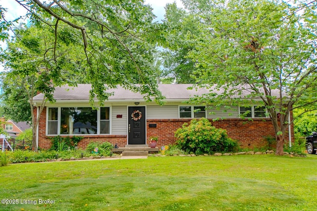 6818 Green Meadow Cir, Louisville, KY 40207 - photo 1
