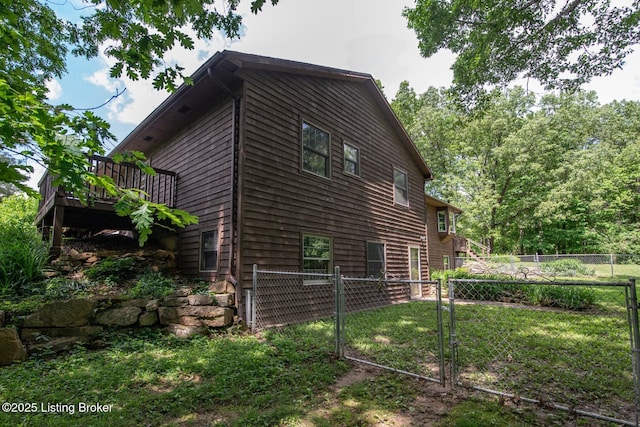 1974 N Grandview Church Rd, Cecilia, KY 42724 - view of side of home featuring a gate and a wooden deck