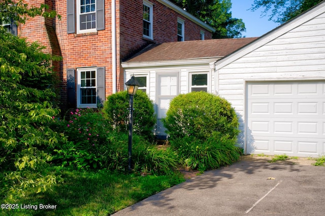 226 S Hampton Rd, Louisville, KY 40223 - photo 33