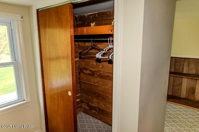 4883 S Reeves Rd, Scottsburg, IN 47170 - view of closet
