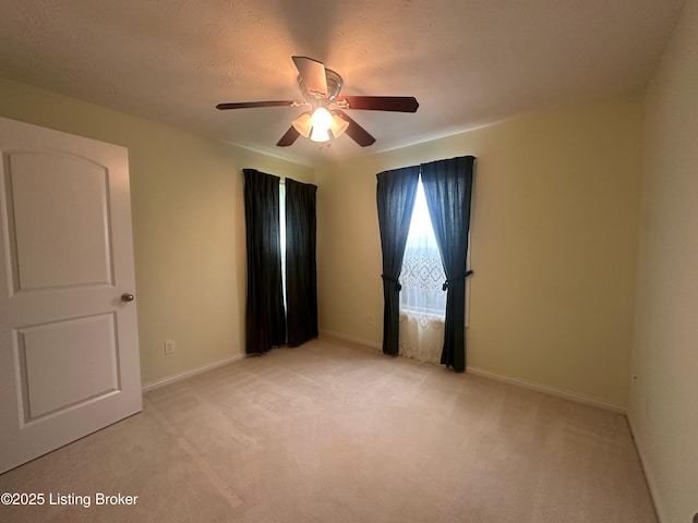 8 San Juan Ct, Elizabethtown, KY 42701 - unfurnished bedroom featuring light carpet and a ceiling fan