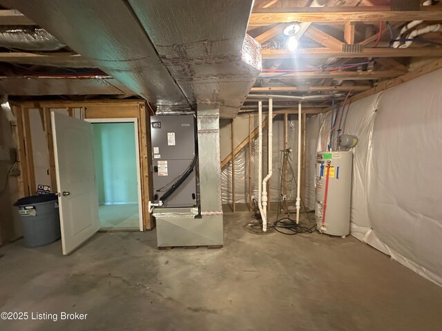 8 San Juan Ct, Elizabethtown, KY 42701 - unfinished basement featuring gas water heater and heating unit