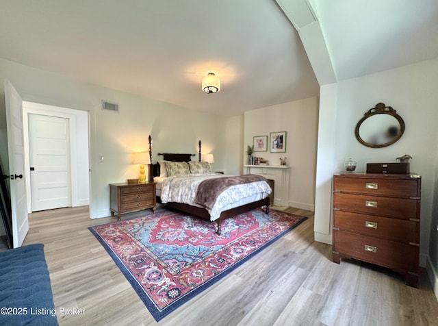 416 Belgravia Ct, Louisville, KY 40208 - bedroom with light wood-style flooring