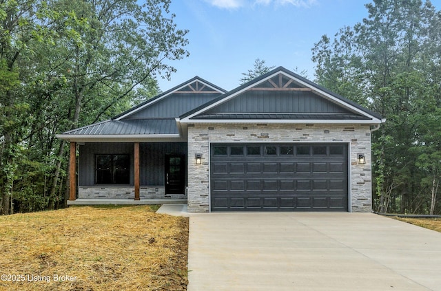 400 Warbler Rd, Brandenburg, KY 40108