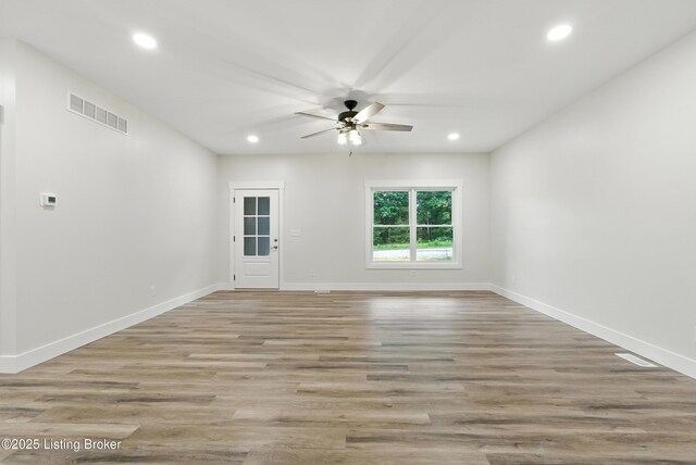 400 Warbler Rd, Brandenburg, KY 40108