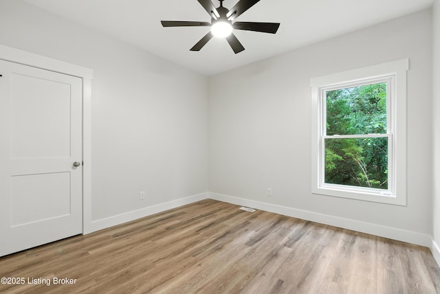 400 Warbler Rd, Brandenburg, KY 40108