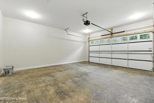 400 Warbler Rd, Brandenburg, KY 40108