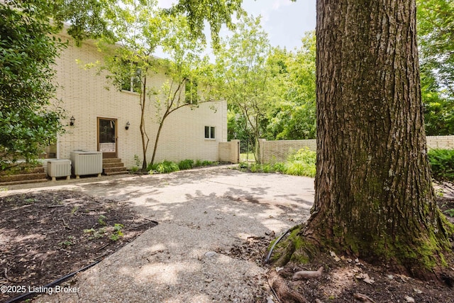 8904 Ayrshire Ave, Louisville, KY 40222 - photo 47