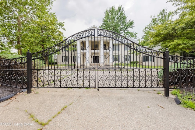 8904 Ayrshire Ave, Louisville, KY 40222 - photo 131
