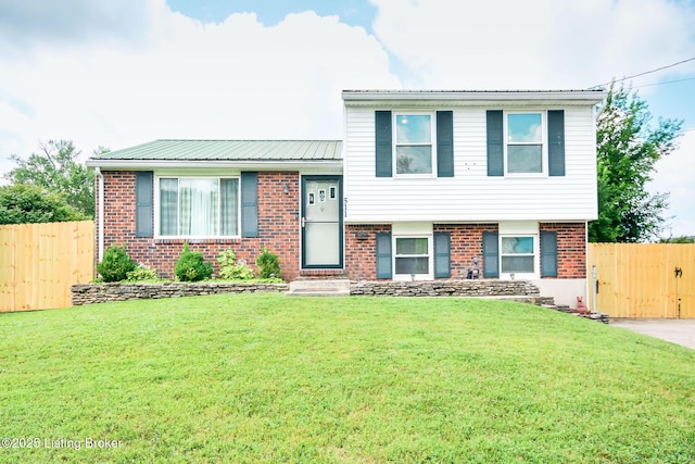 511 N Skyline Dr, Louisville, KY 40229 - photo 1