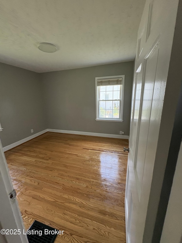 323 Monohan Dr, Louisville, KY 40207 - photo 4