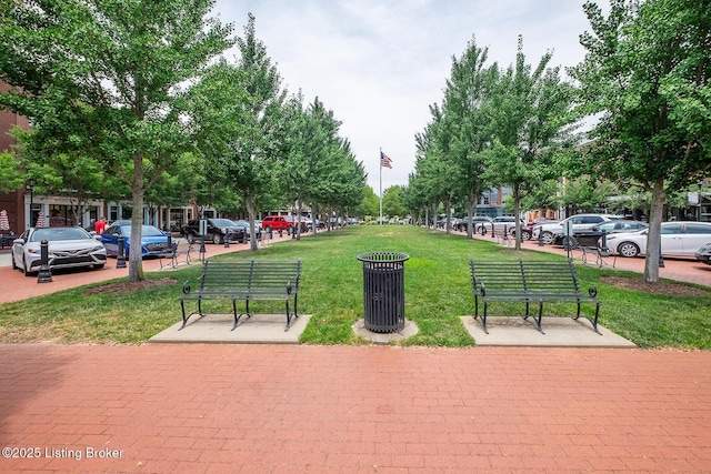 9508 Norton Commons Blvd Unit 102, Prospect, KY 40059 - view of community featuring a yard